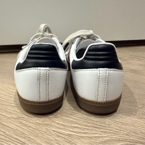 Adidas Samba White and Black Shoes - Picture 4 of 5
